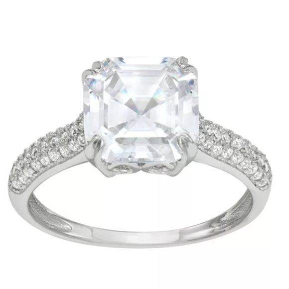 NWT Cubic Zirconia Ring Ascher cut sz 6 - Picture 1 of 2